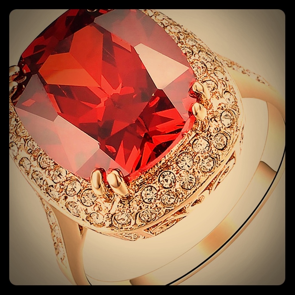 18k Rose Gold Ring Size 6,7,8,9